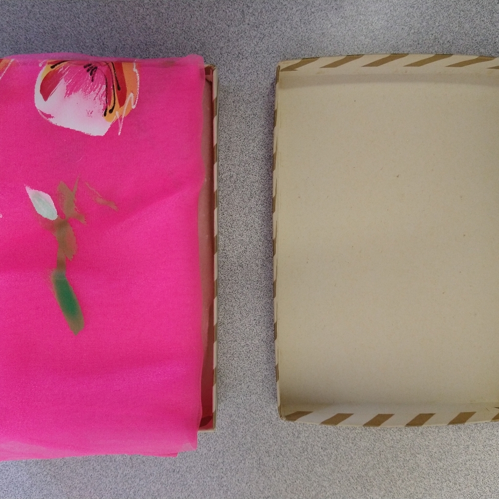 Vintage hot pink scarf flowers 21"x20" striped box